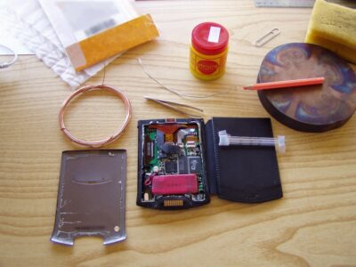 Tools used to solder and desolder the chip
